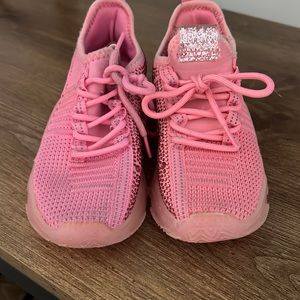 Steve Madden girls shoe